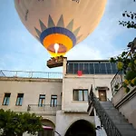 Karadut Cave Hotel 3*