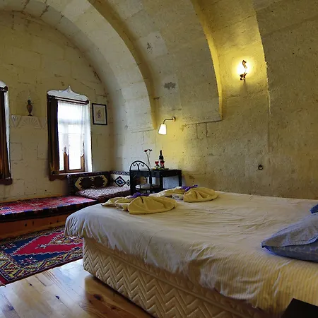 Karadut Cave Hotell