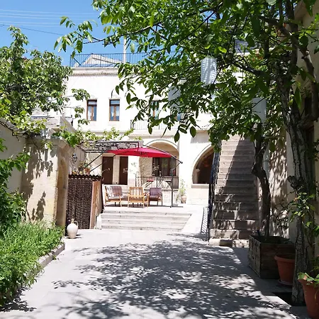 Отель Karadut Cave 3*